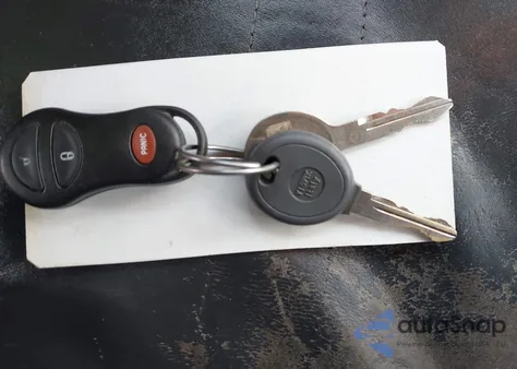 2004 Jeep Grand Cherokee Laredo из США, поврежденный, VIN 1J4GW48SX4C128318